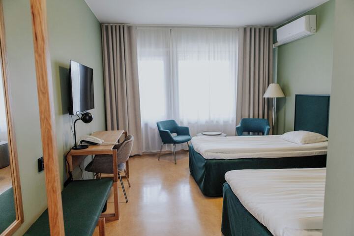 Room 20 of 65