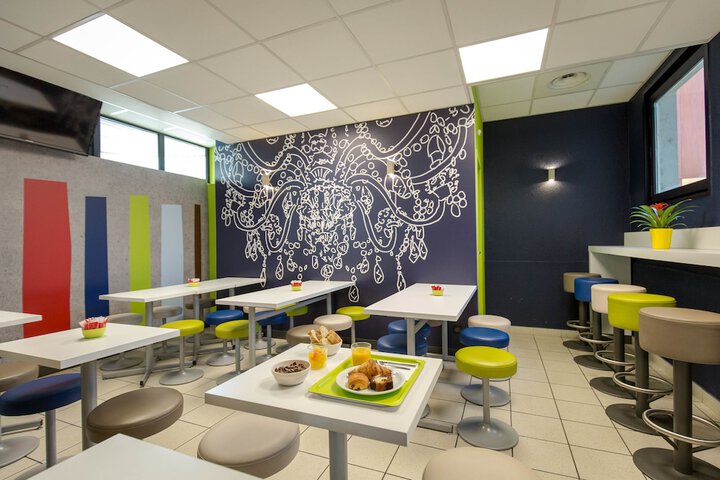 Dining Photos
