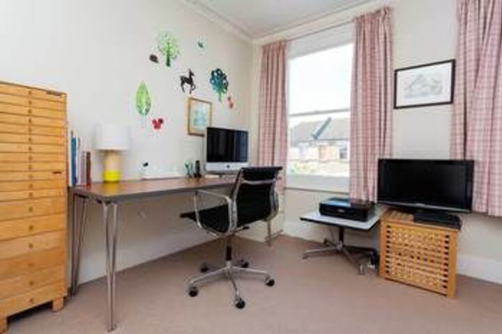 Room 20 of 33