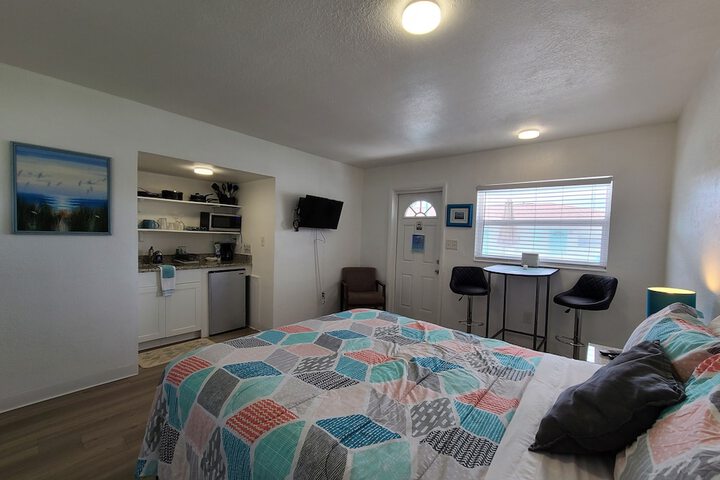 Room 30 of 166
