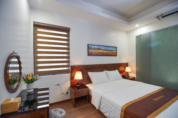 Room 16 of 25