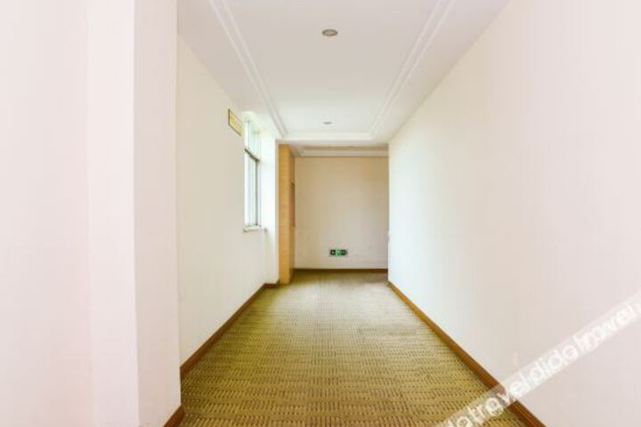 Hotel Interior 11 of 19
