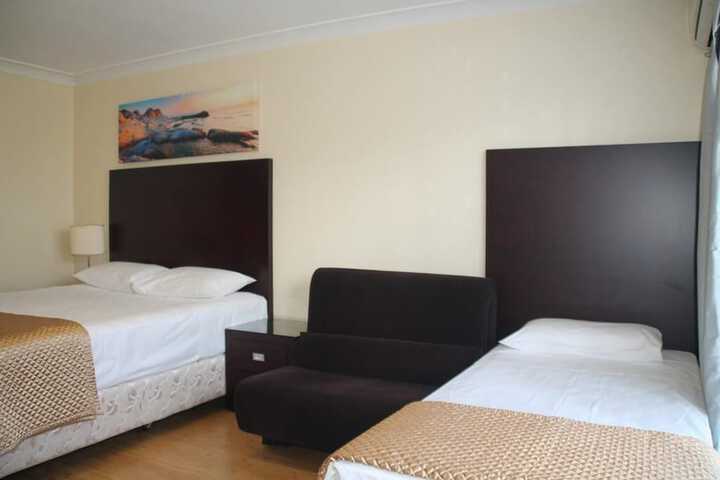 Room 16 of 47