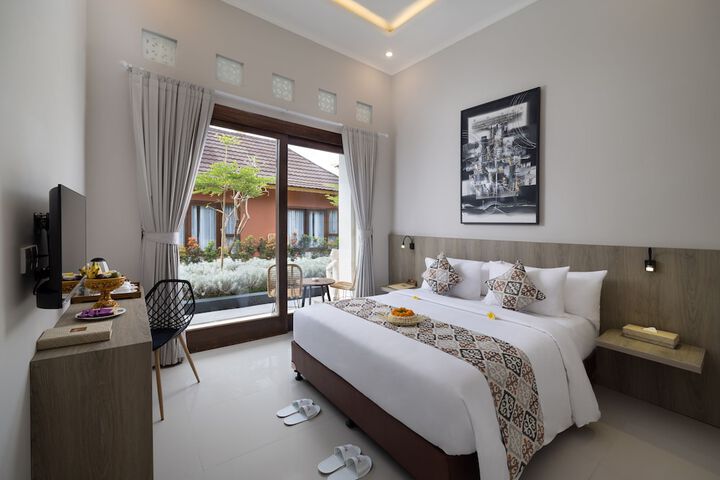 Room 3 of 54