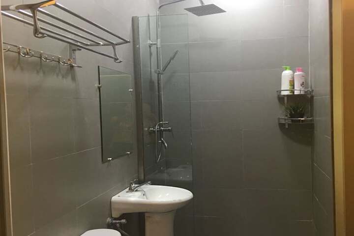 Room 20 of 34