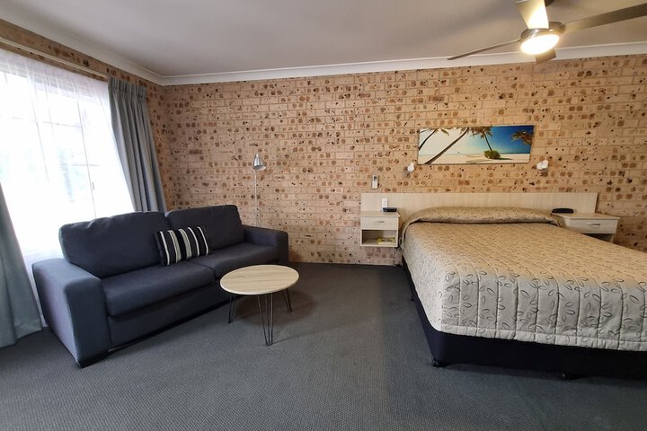Room 23 of 45