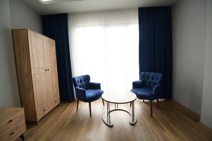 Room 18 of 34