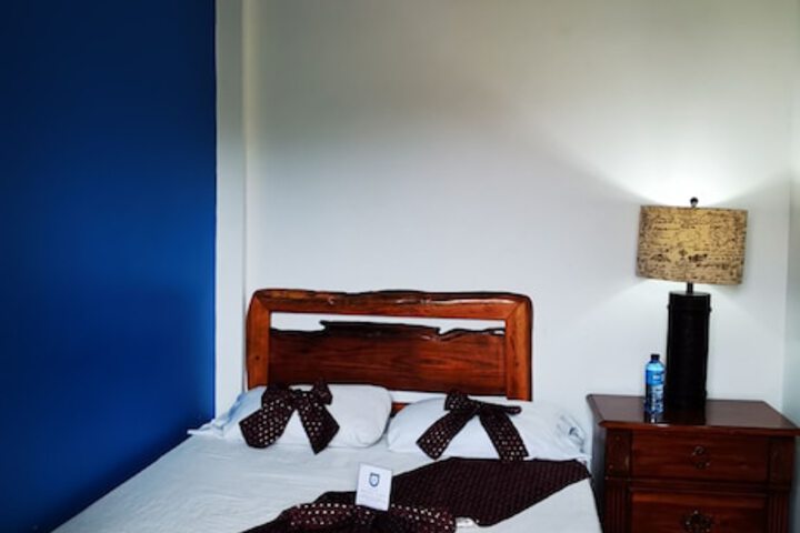 Room 25 of 65
