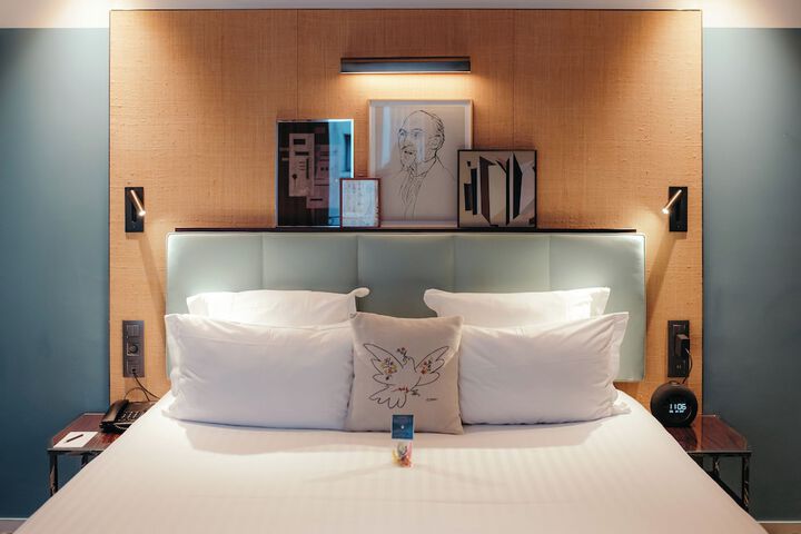 Room 15 of 57