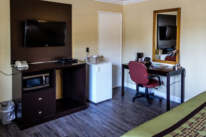 Room 20 of 90