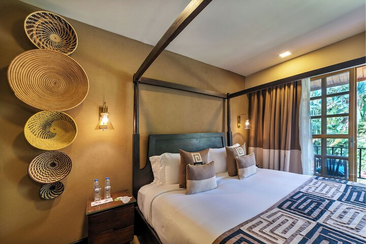 Room 40 of 173