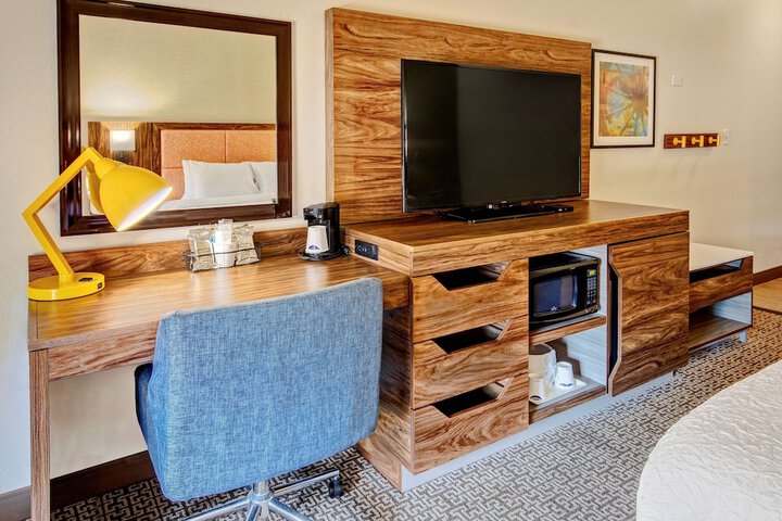 Room 7 of 29
