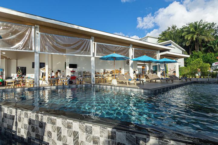 Pool 185 of 293