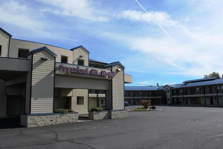 Hotel 27 of 27