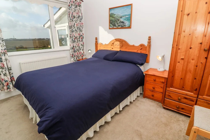 Room 3 of 16