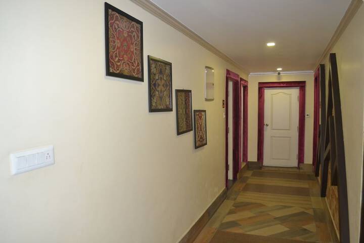 Ballroom/Hall 20 of 24