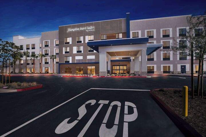 Hotel 50 of 52