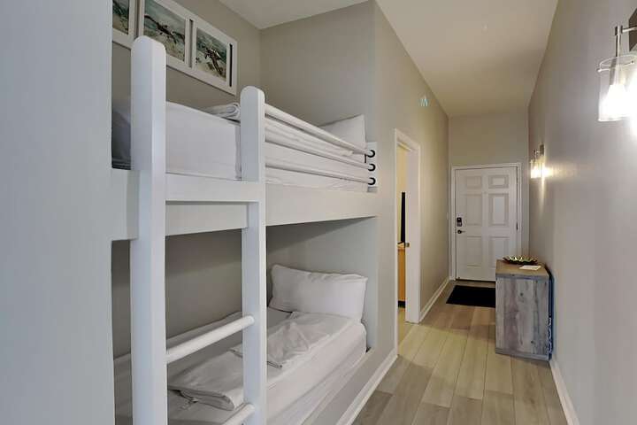 Room 2 of 19