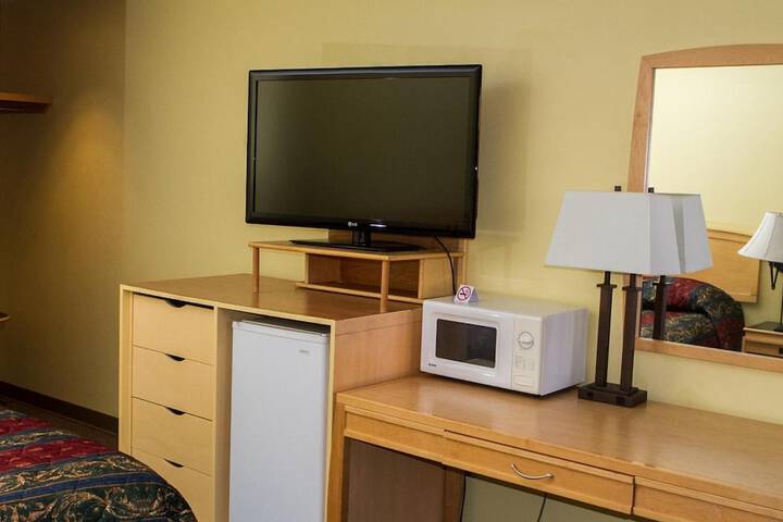 Room 11 of 21
