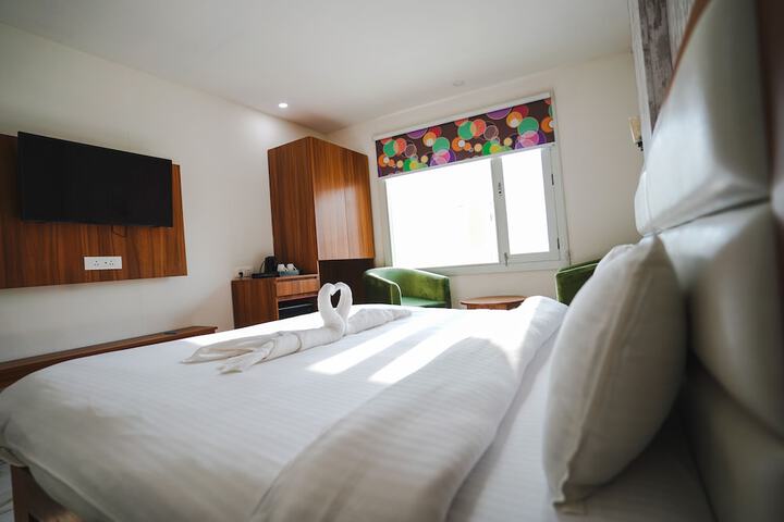 Room 7 of 38
