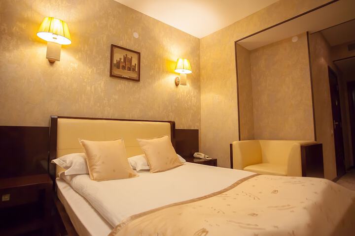 Room 14 of 75