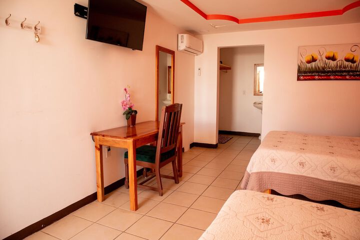 Room 8 of 20