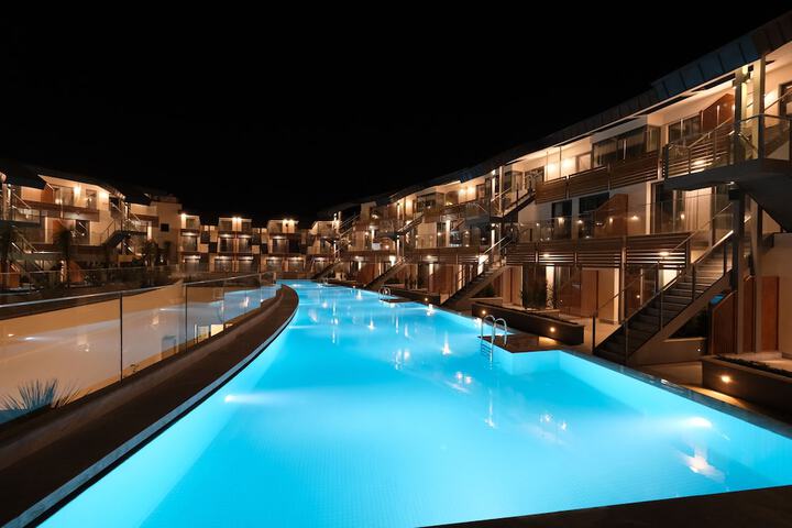 Hotel 234 of 251