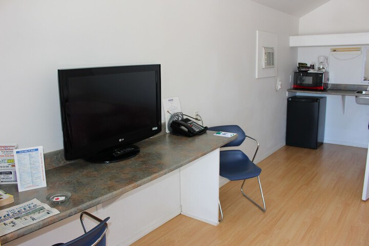Room 3 of 22