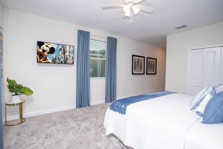 Room 30 of 64