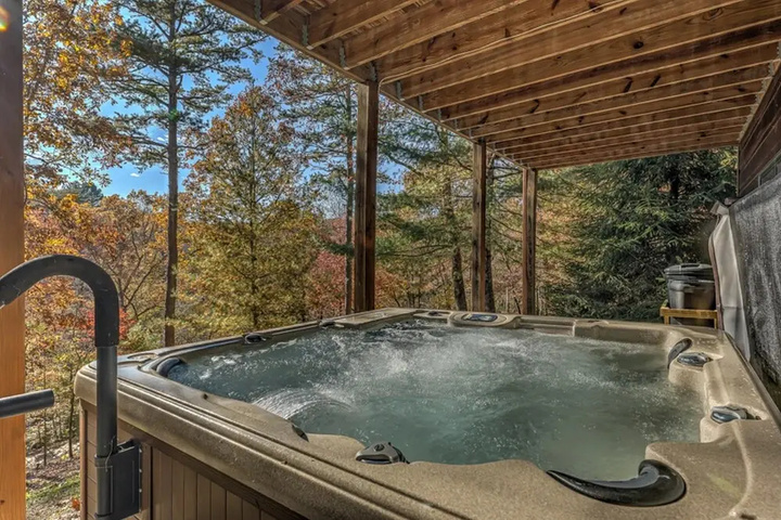 Pool 14 of 20