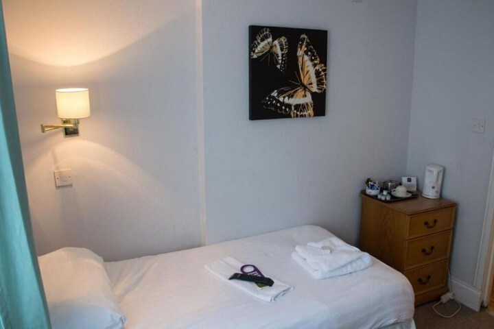 Room 19 of 60