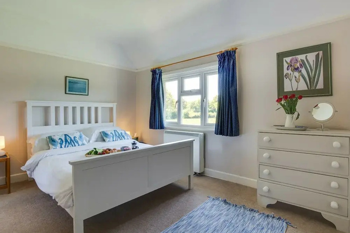 Comfy Holiday Home in Tenterden near Sissinghurst Garden
