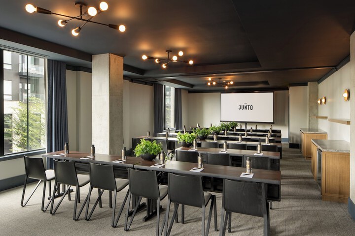 Meeting facility