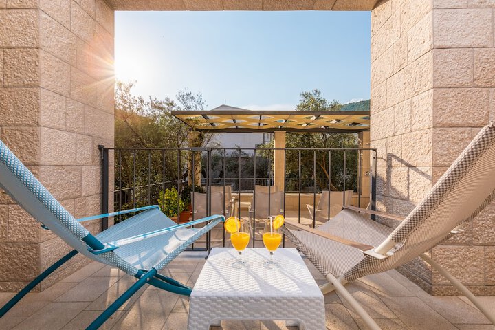 Terrace/Patio 24 of 62