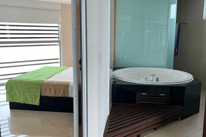 Room 6 of 27