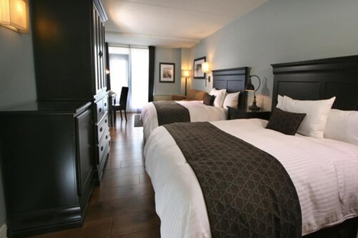 Room 4 of 70