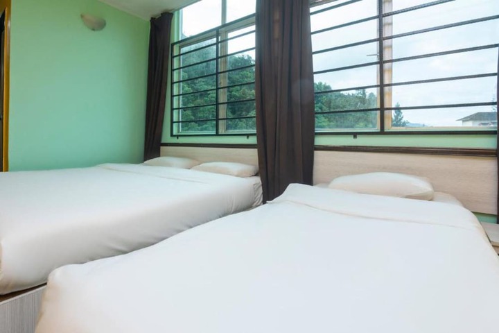 Room 14 of 19