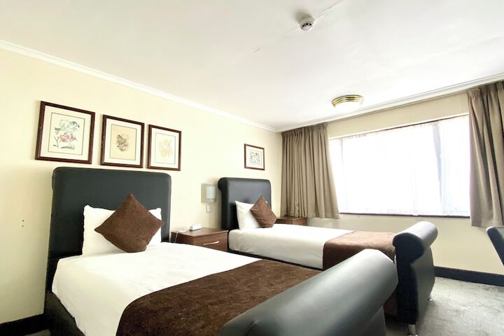 Room 31 of 69