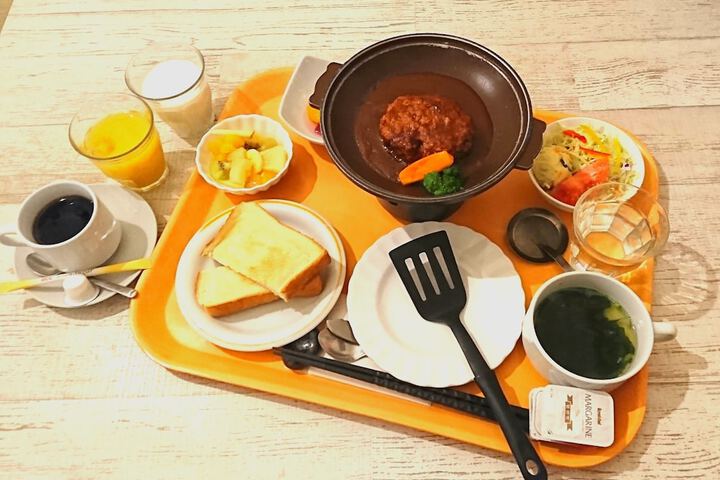 Breakfast/Coffee Service 30 of 45