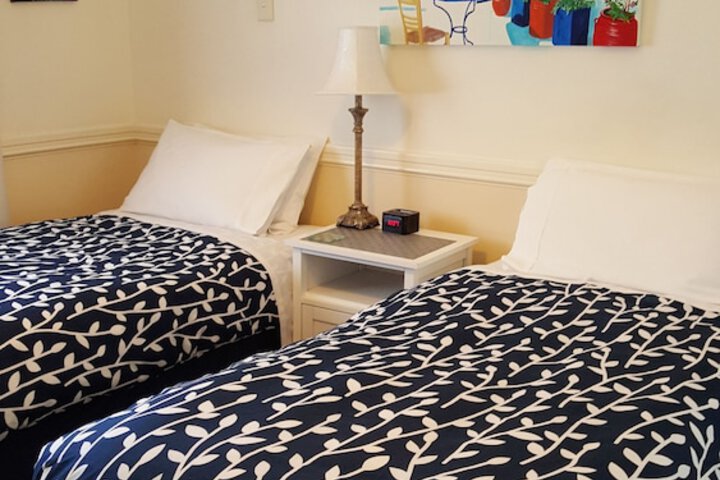 Room 17 of 29
