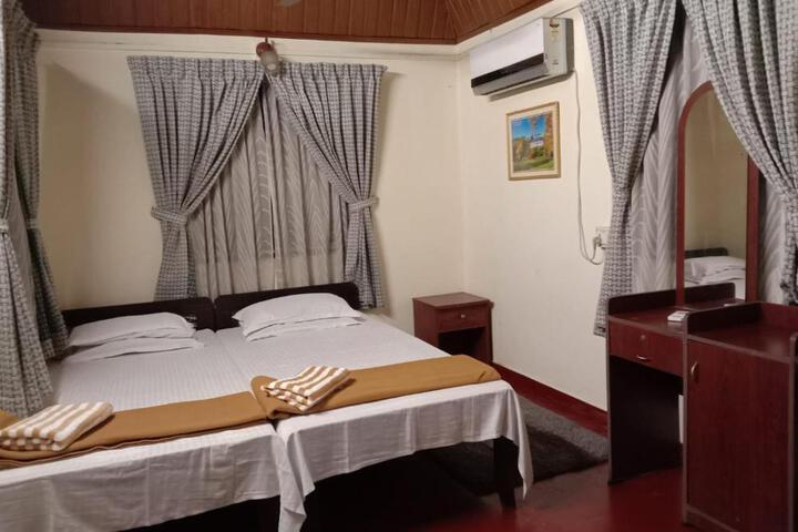 Inside Room Photo