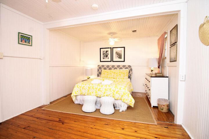 Room 8 of 26