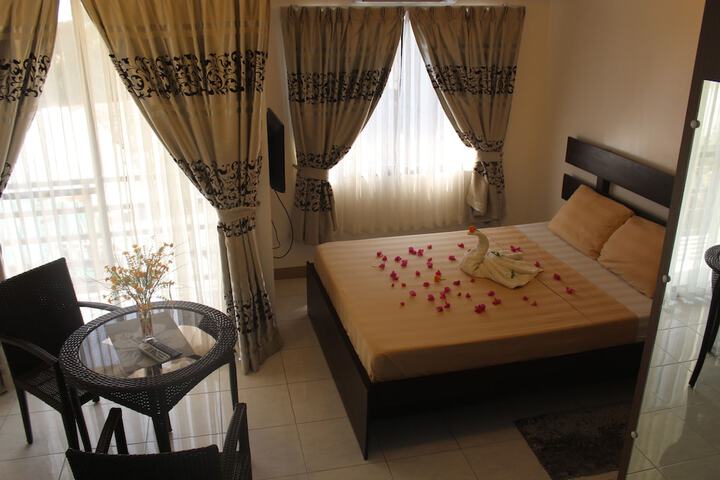 Room 8 of 26