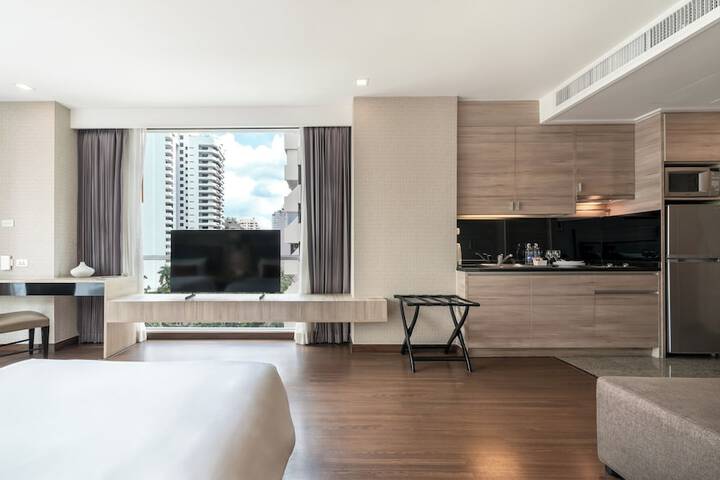 Private kitchenette