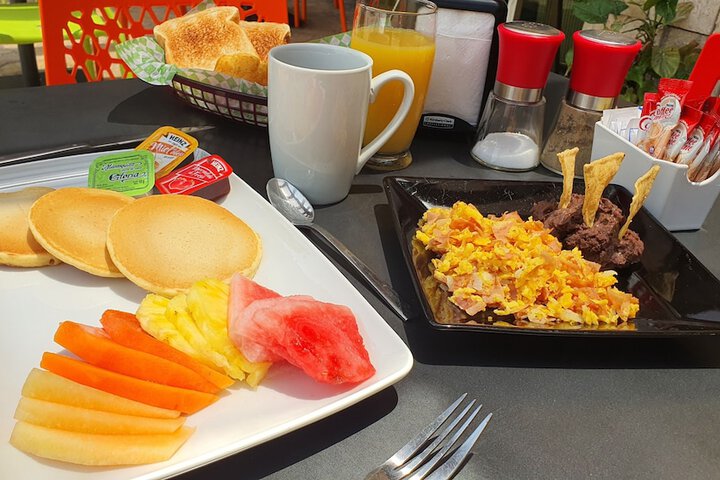 Breakfast/Coffee Service 58 of 60