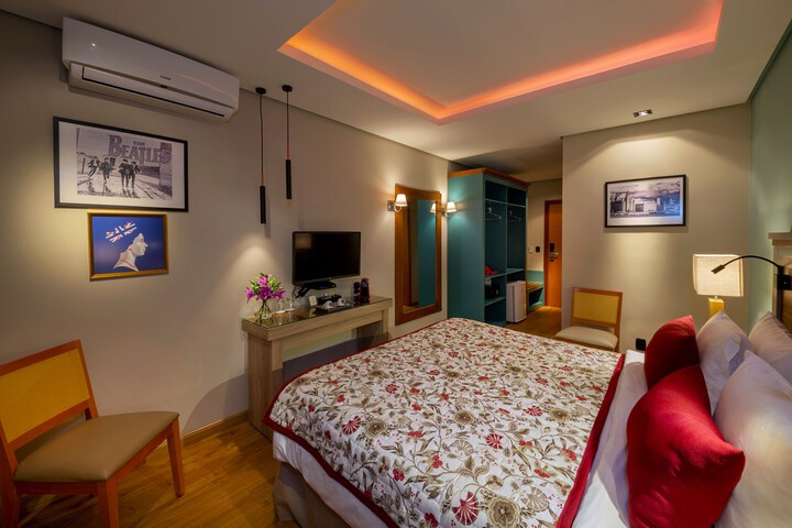 Room 7 of 79