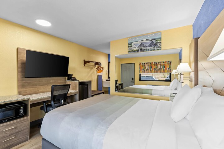Room 21 of 57