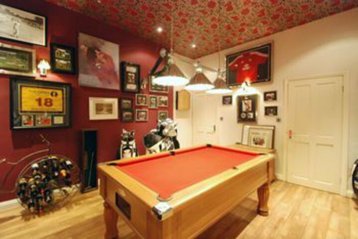 Room 26 of 39