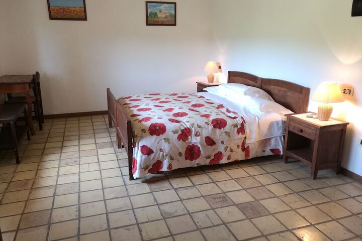Room 2 of 15