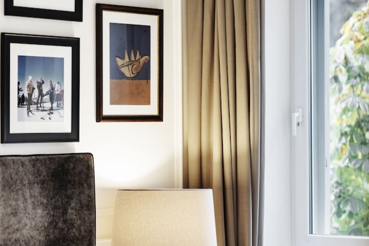 Room 27 of 41